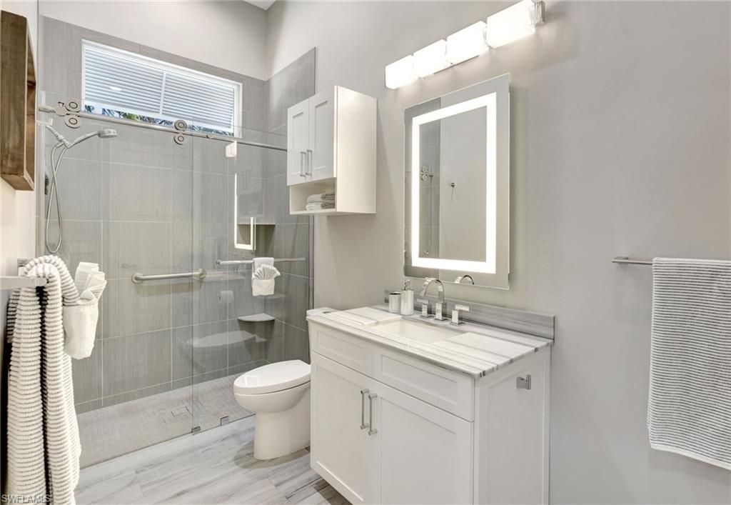 555 Mooring Line Dr, Naples, FL 34102 Photo