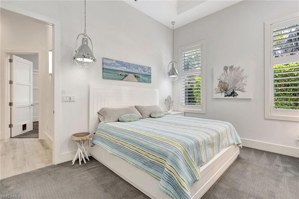 555 Mooring Line Dr, Naples, FL 34102 Photo