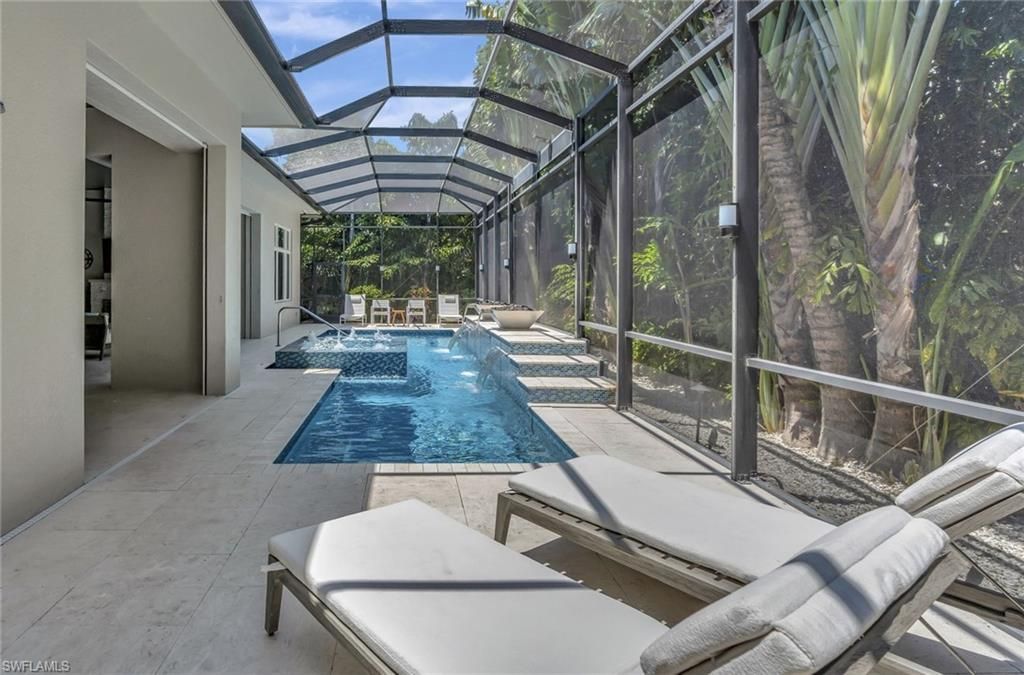 555 Mooring Line Dr, Naples, FL 34102 Photo