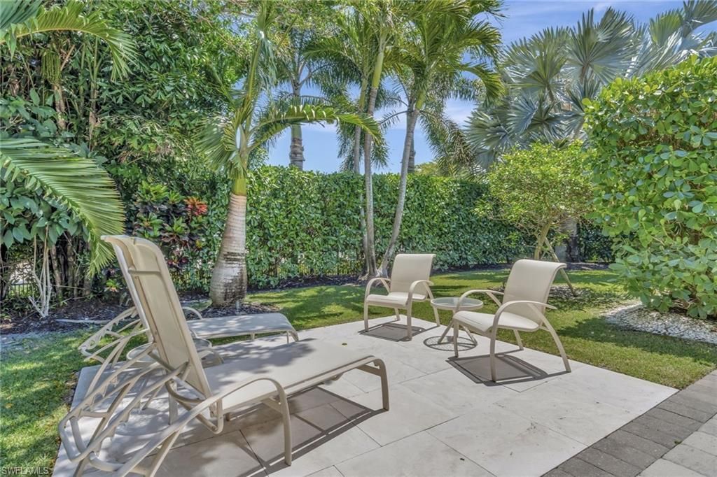 555 Mooring Line Dr, Naples, FL 34102 Photo