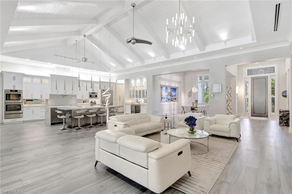 555 Mooring Line Dr, Naples, FL 34102 Photo