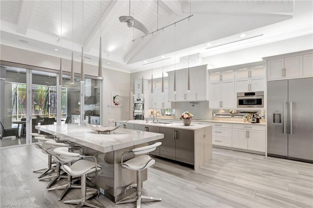 555 Mooring Line Dr, Naples, FL 34102 Photo