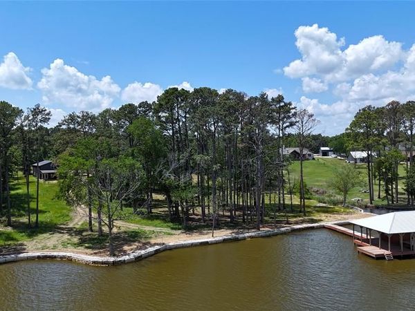 21581 Joe Paul Lane, Chandler, TX 75758