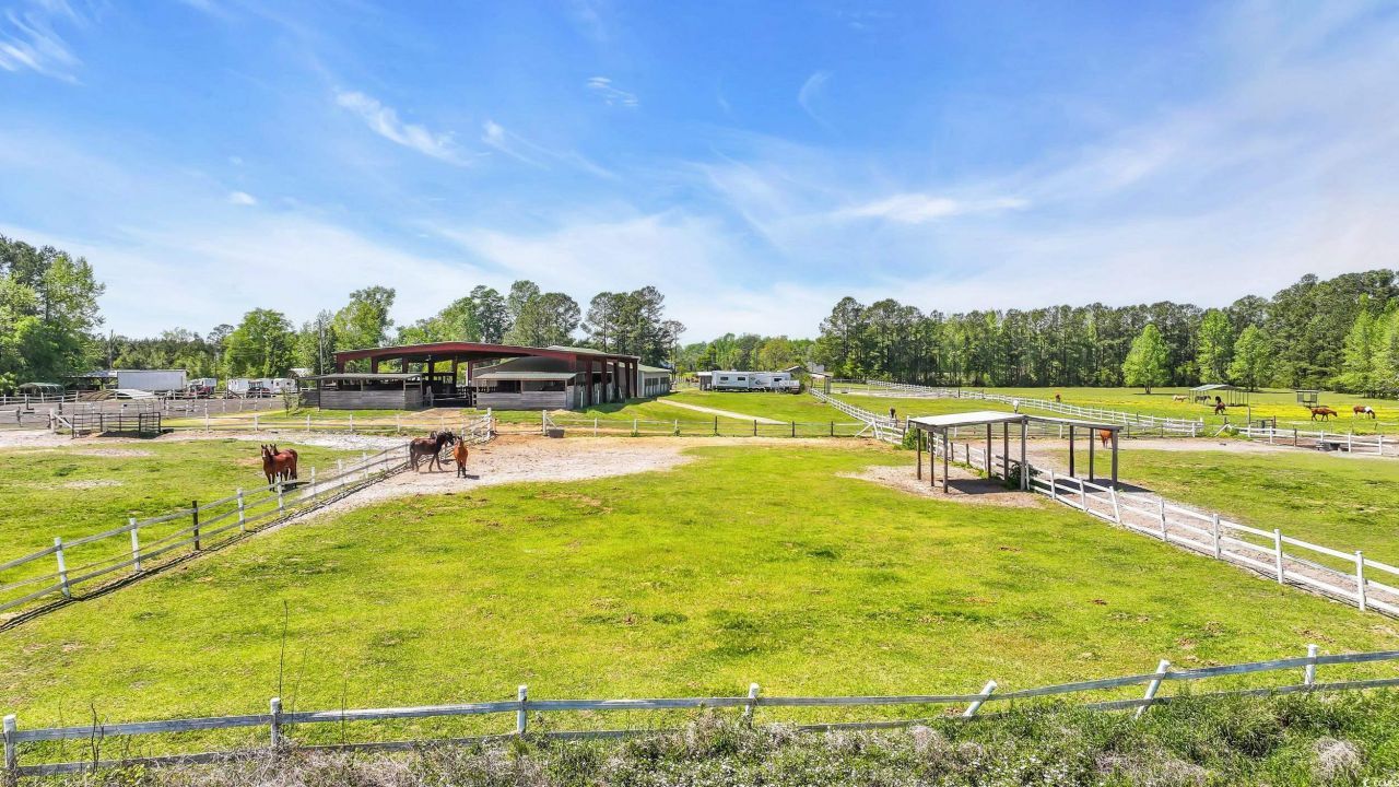 6200 Adrian Pkwy. Photo 19