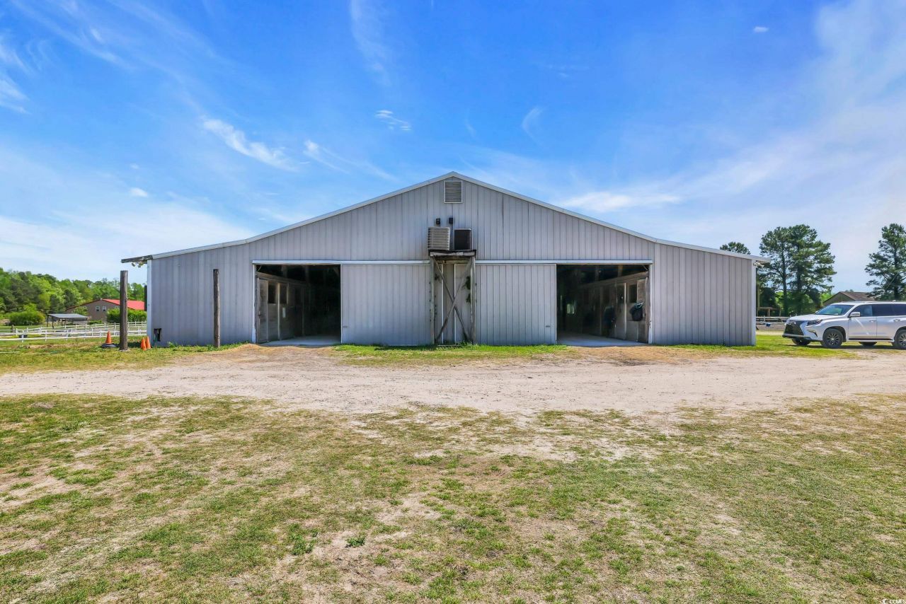 6200 Adrian Pkwy. Photo 4