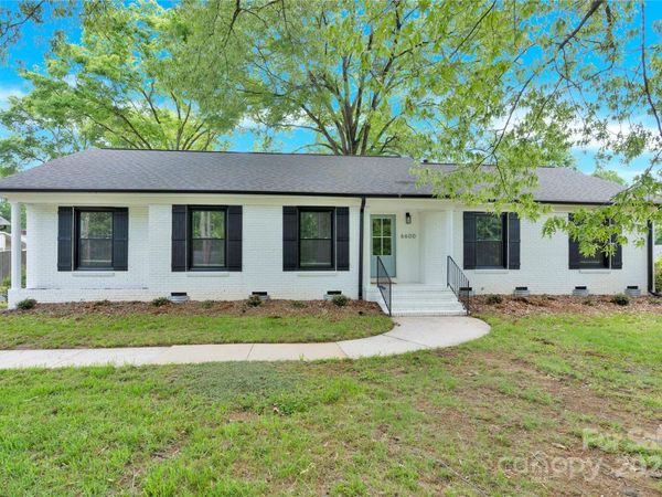 6600 Knightswood Drive, Charlotte, NC 28226