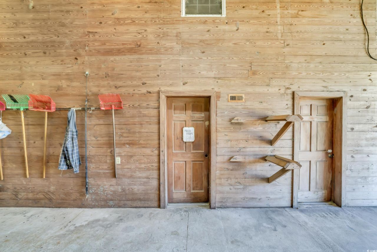 6200 Adrian Pkwy. Photo 6