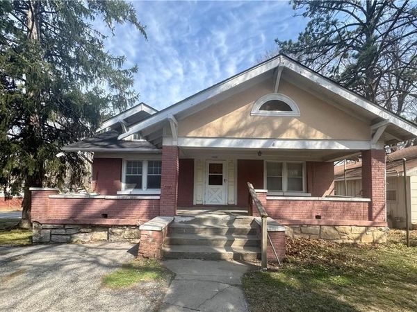 1400 E 77th Terrace, Kansas City, MO 64131