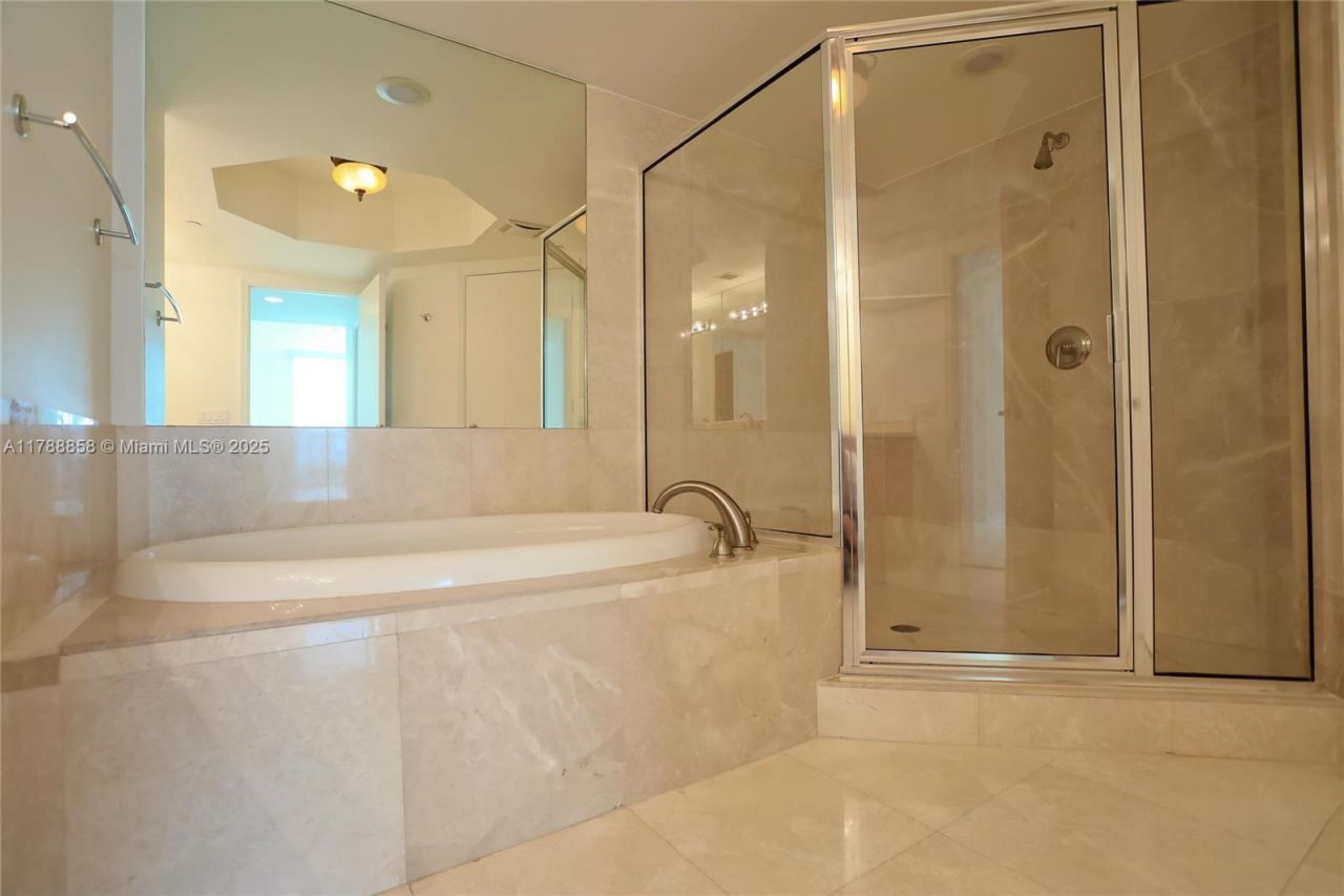 3301 NE 183rd St, Unit 2305, Aventura, FL 33160 Photo