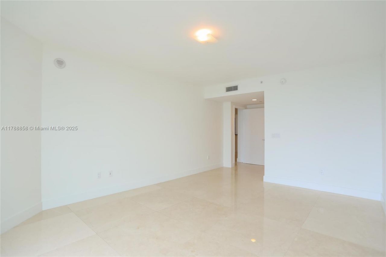 3301 NE 183rd St, Unit 2305, Aventura, FL 33160 Photo