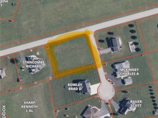 38 Remington Circle, Indiana, PA 15774