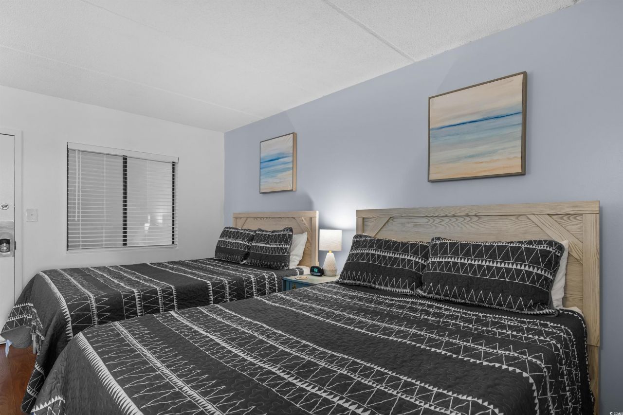 208 74th Ave. N Photo 6