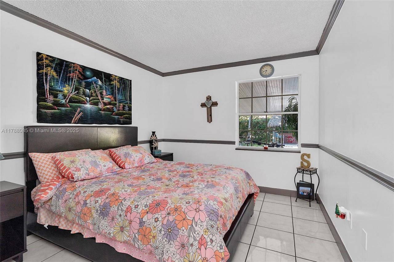 15031 SW 154th Ter, Miami, FL 33187 Photo