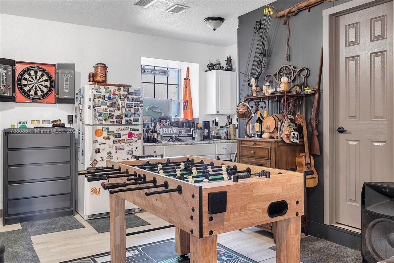 15031 SW 154th Ter, Miami, FL 33187 Photo