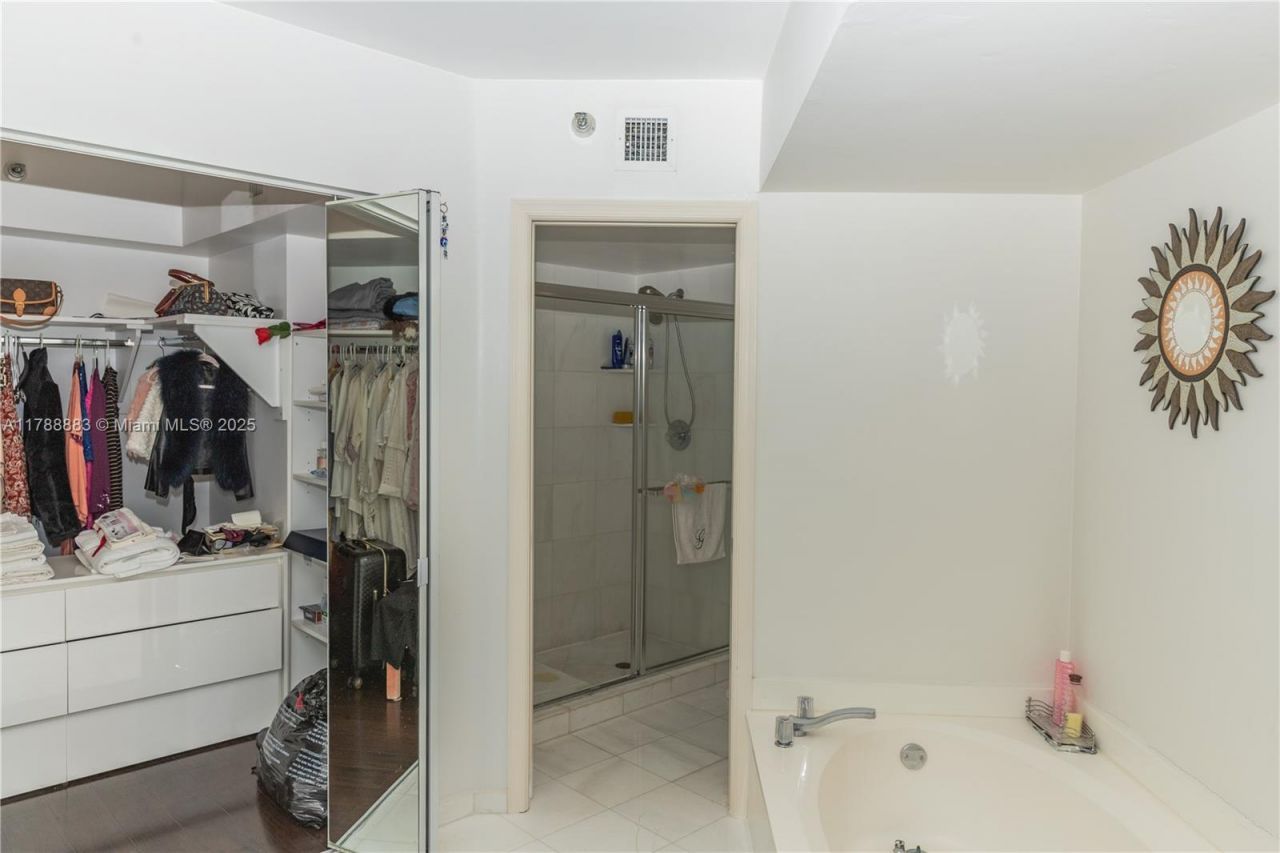 3530 Mystic Pointe Dr, Unit 2910, Aventura, FL 33180 Photo