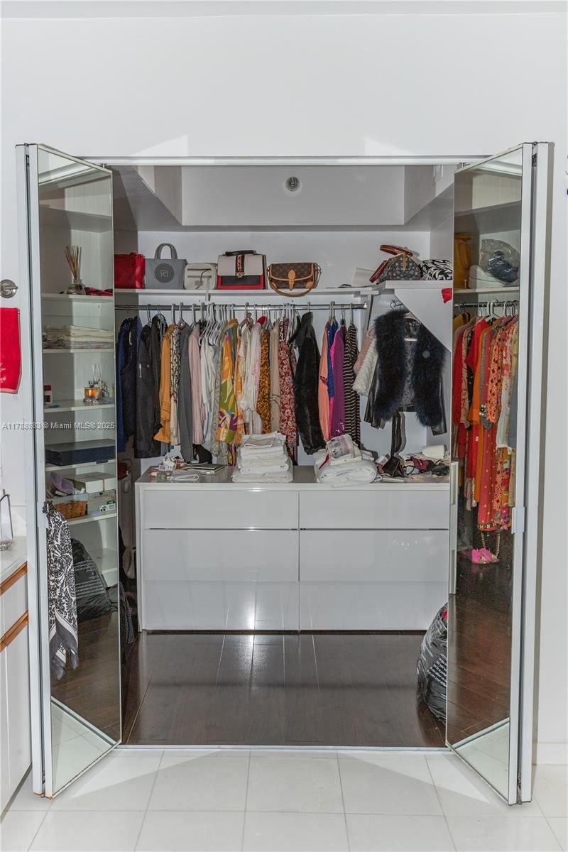 3530 Mystic Pointe Dr, Unit 2910, Aventura, FL 33180 Photo