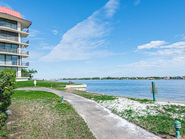 7020 Half Moon Circle, Unit 210, Hypoluxo, FL 33462