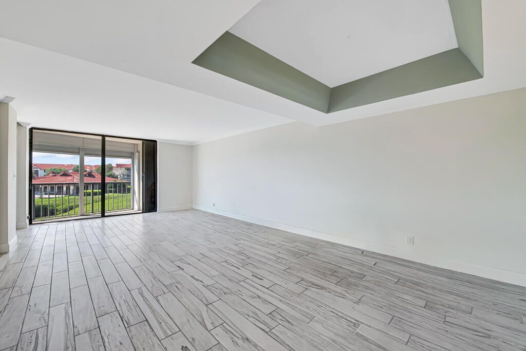 7020 Half Moon Circle, Unit 210, Hypoluxo, FL 33462 Photo