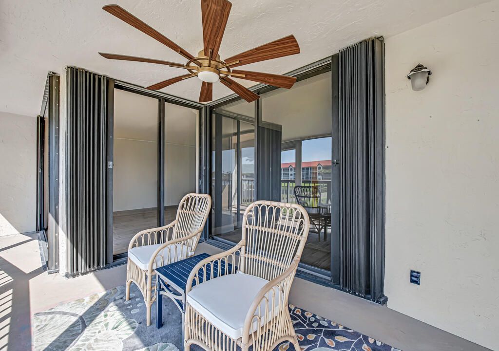 7020 Half Moon Circle, Unit 210, Hypoluxo, FL 33462 Photo