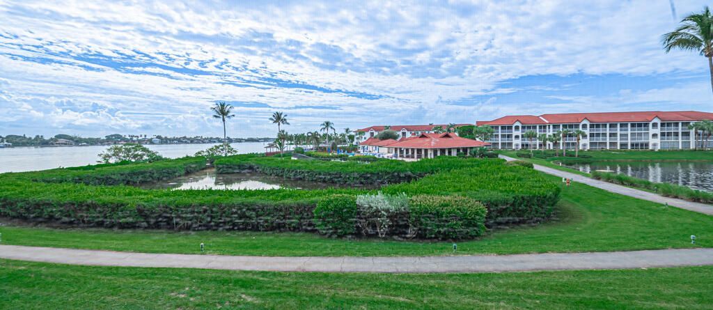 7020 Half Moon Circle, Unit 210, Hypoluxo, FL 33462 Photo