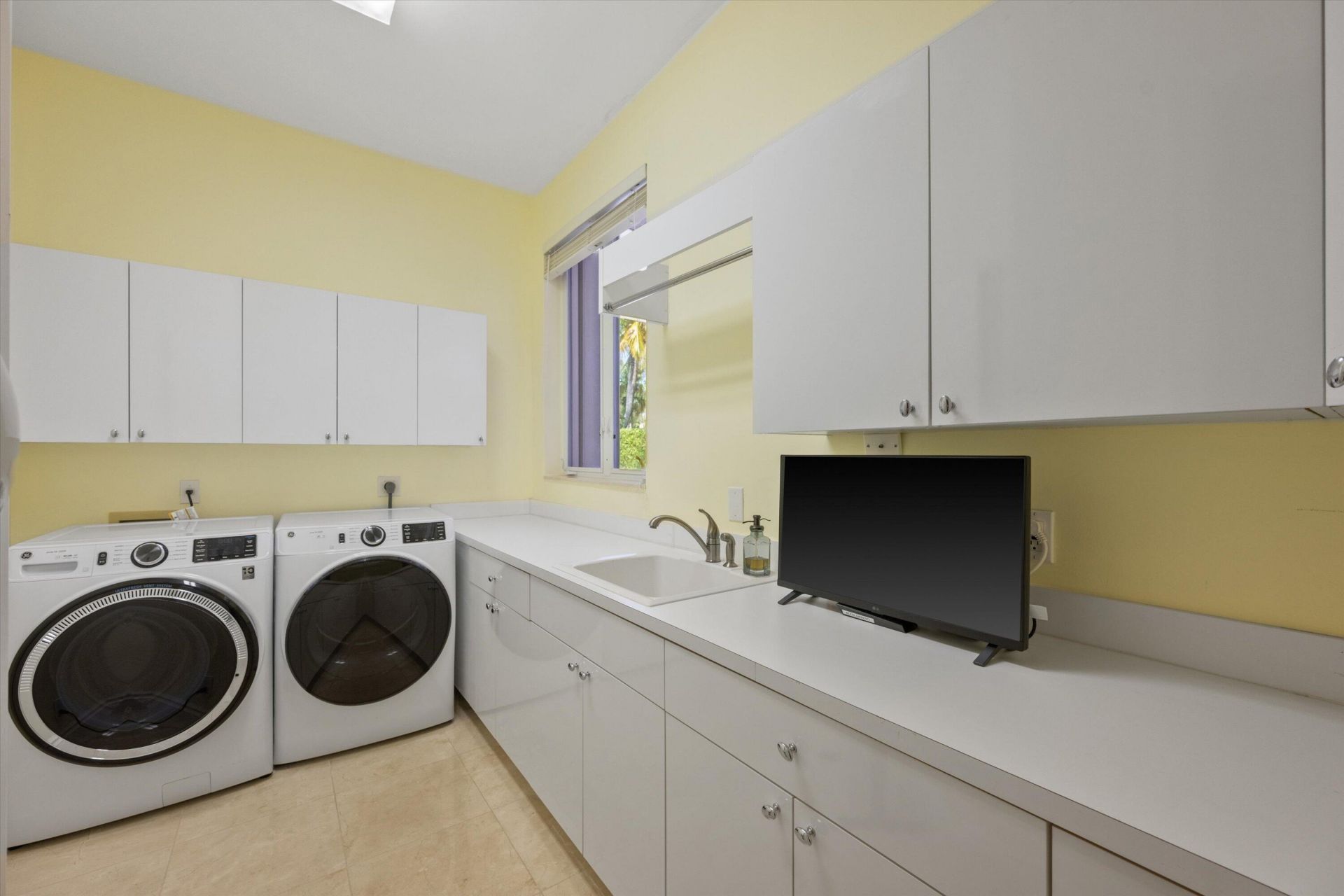 1648 Cypress Row Drive, West Palm Beach, FL 33411 Photo