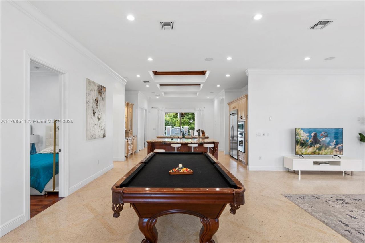 1223 Jackson St, Hollywood, FL 33019 Photo