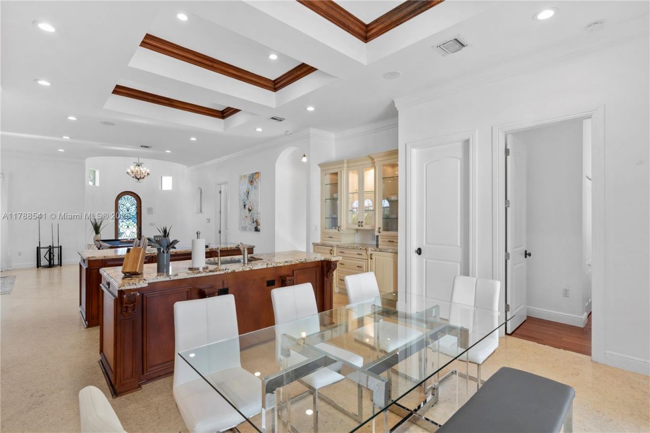 1223 Jackson St, Hollywood, FL 33019 Photo