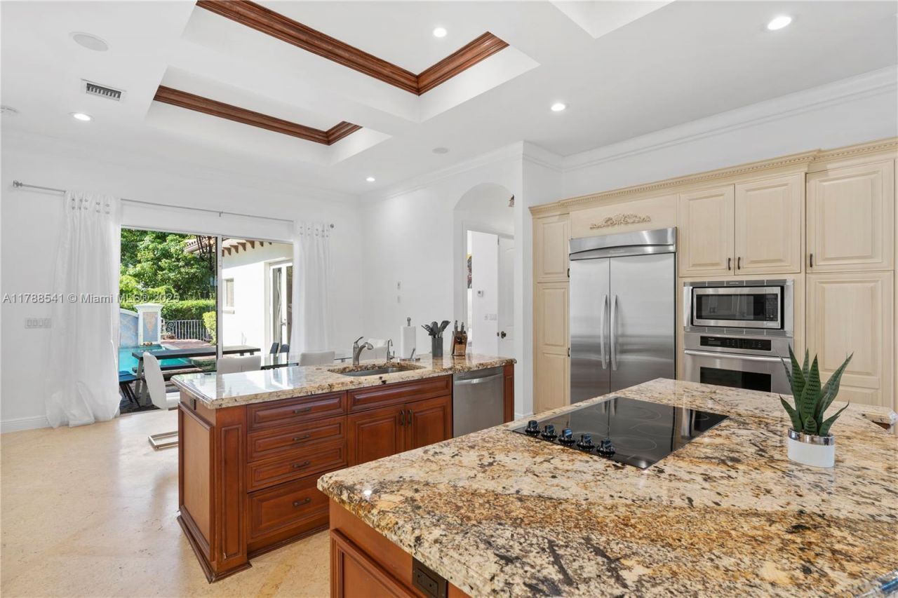 1223 Jackson St, Hollywood, FL 33019 Photo