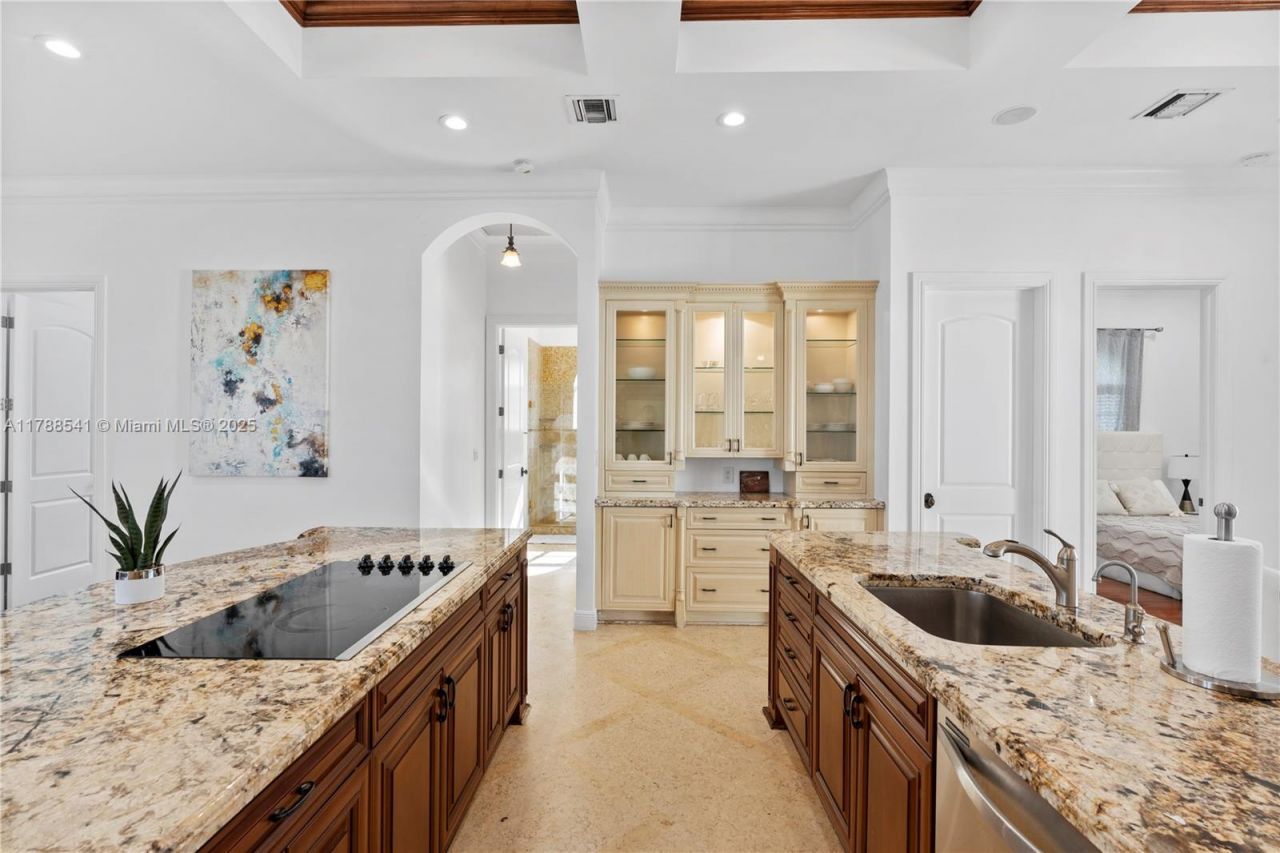 1223 Jackson St, Hollywood, FL 33019 Photo