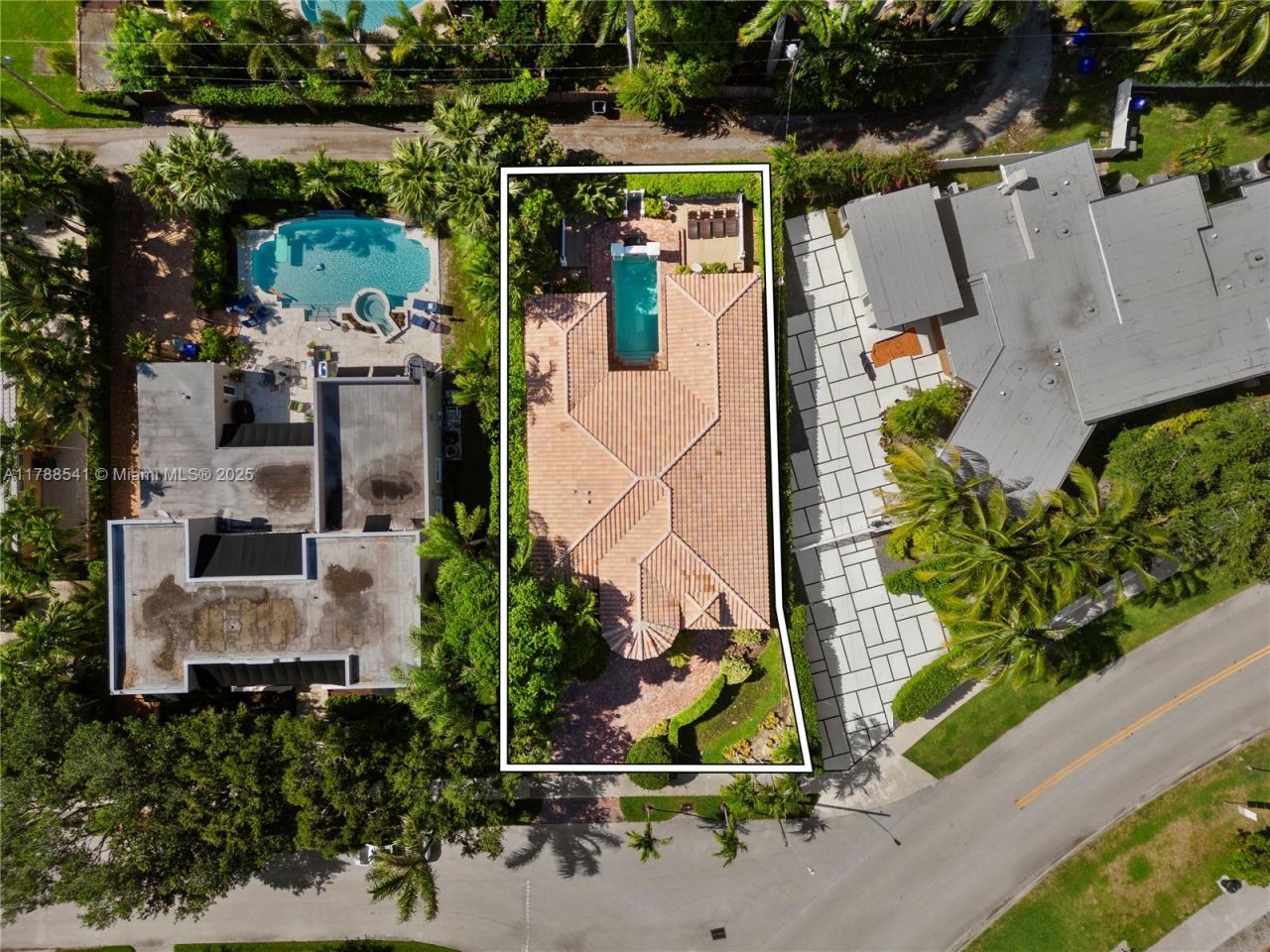 1223 Jackson St, Hollywood, FL 33019 Photo