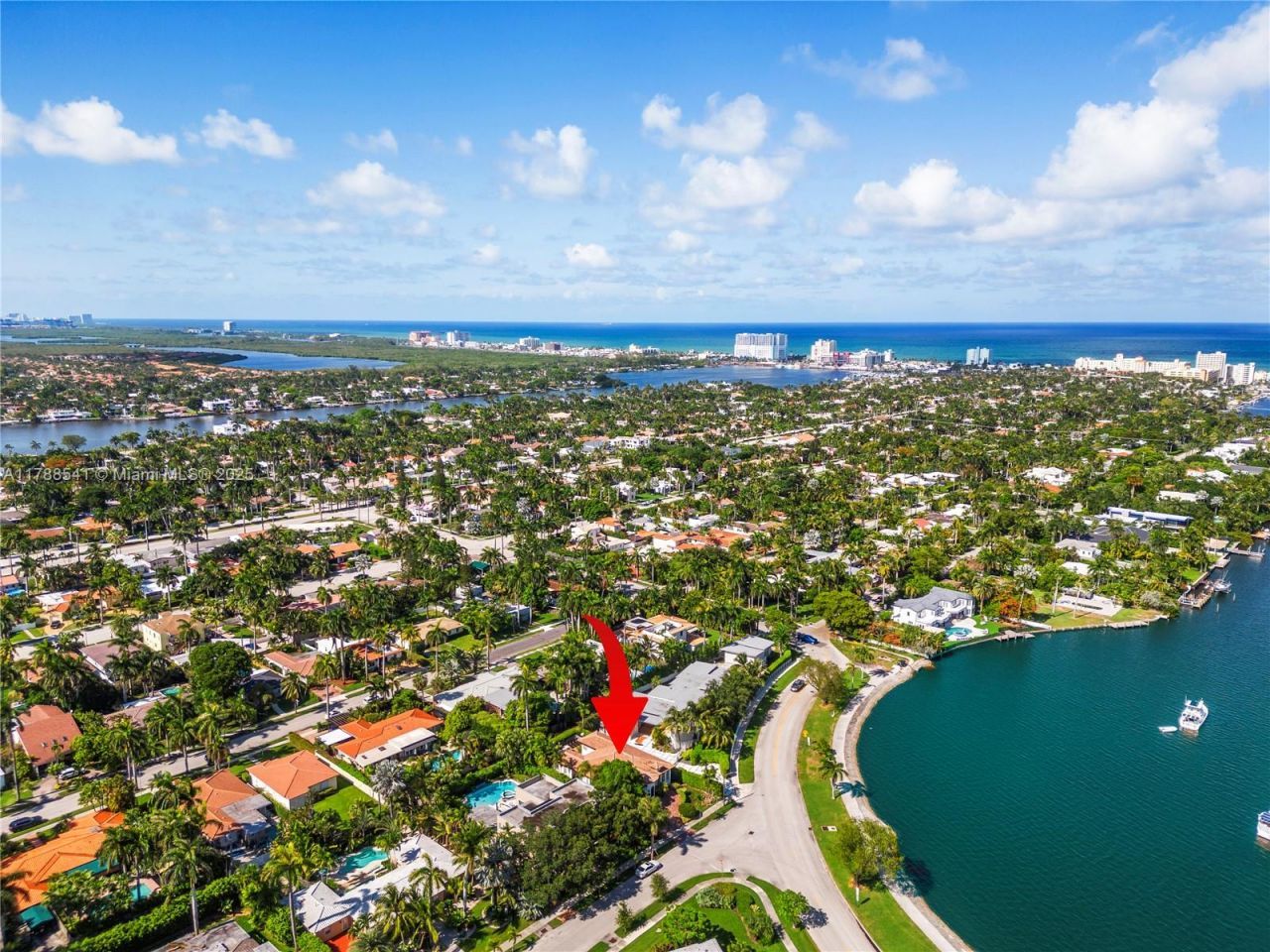 1223 Jackson St, Hollywood, FL 33019 Photo