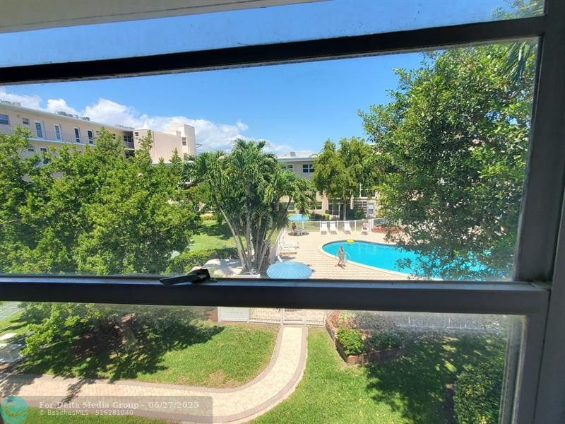 1481 S Ocean Blvd, Unit 308, Lauderdale by the Sea, FL 33062 Photo