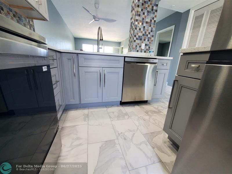 1481 S Ocean Blvd, Unit 308, Lauderdale by the Sea, FL 33062 Photo