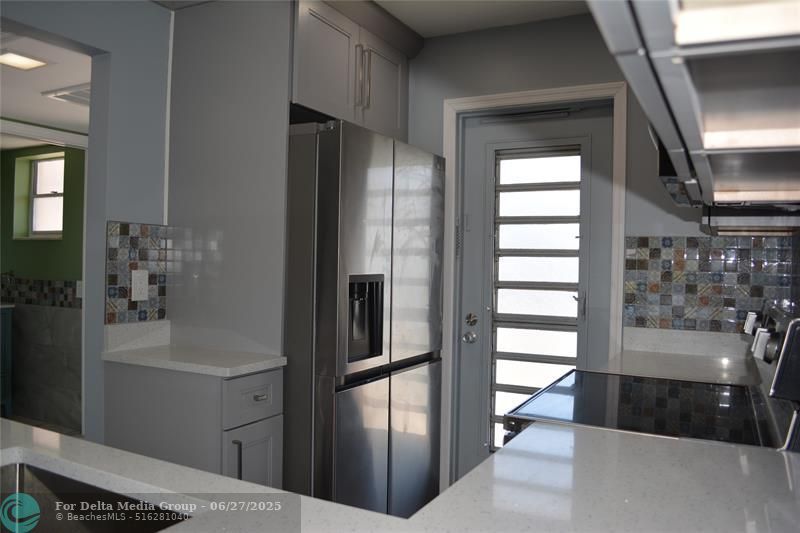 1481 S Ocean Blvd, Unit 308, Lauderdale by the Sea, FL 33062 Photo