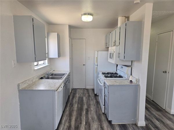 1724 Breckenwood Court, Unit 4, Las Vegas, NV 89115