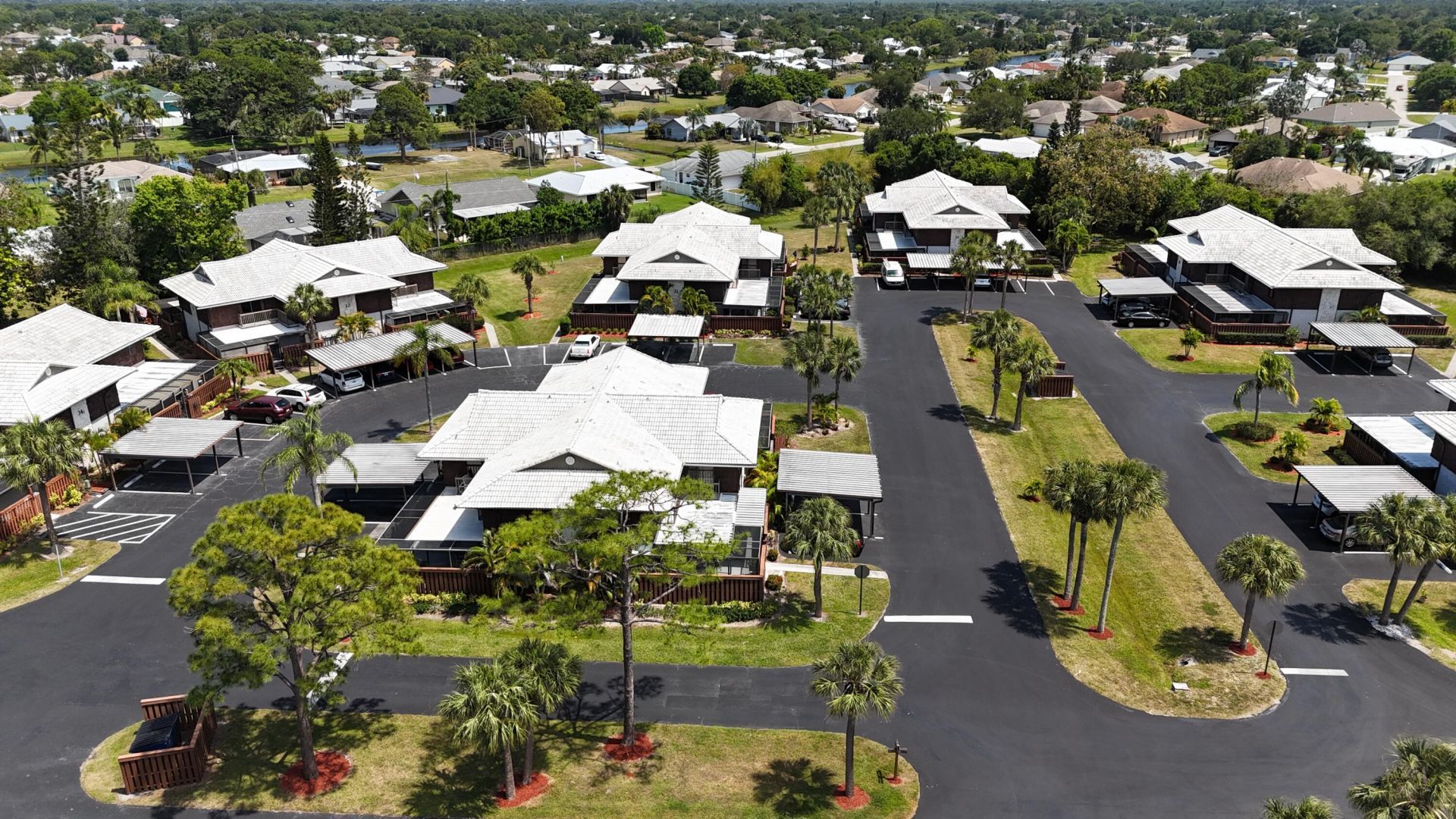 3302 SE Guinevere Lane, Port Saint Lucie, FL 34952 Photo