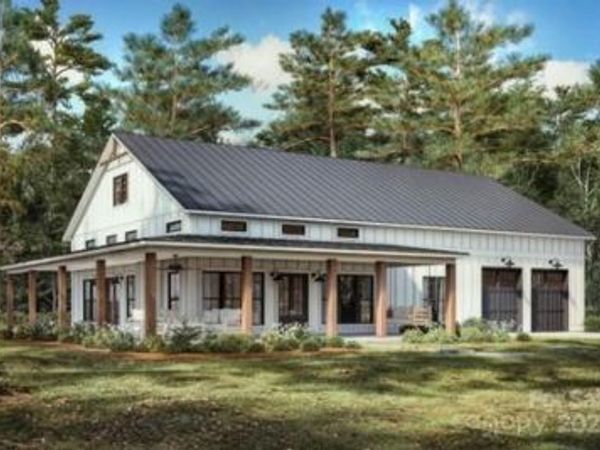 152 Lindsey Farm Drive, Flat Rock, NC 28731