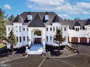 832 PARADISE DRIVE, AMBLER, PA 19002