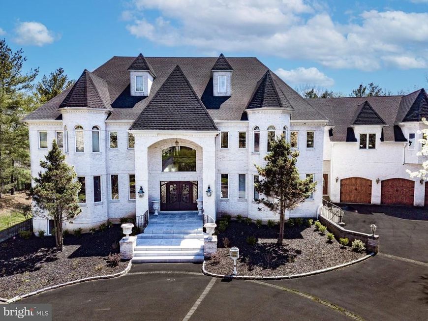 832 Paradise Drive, Ambler, PA 19002 Main Photo