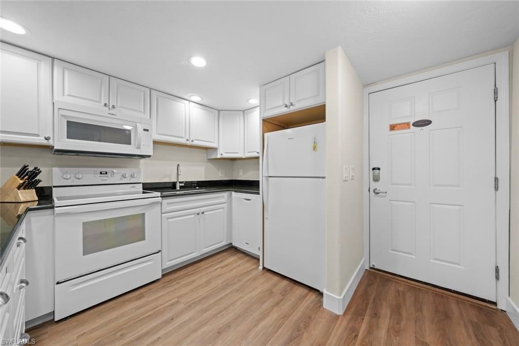 2230 Camino Del Mar Dr, Unit 1C4, Sanibel, FL 33957 Photo