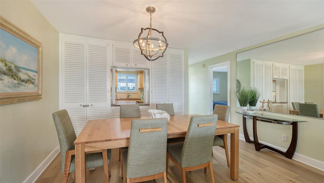 777 Beach Road, Unit 1B, Sarasota, FL 34242 Photo