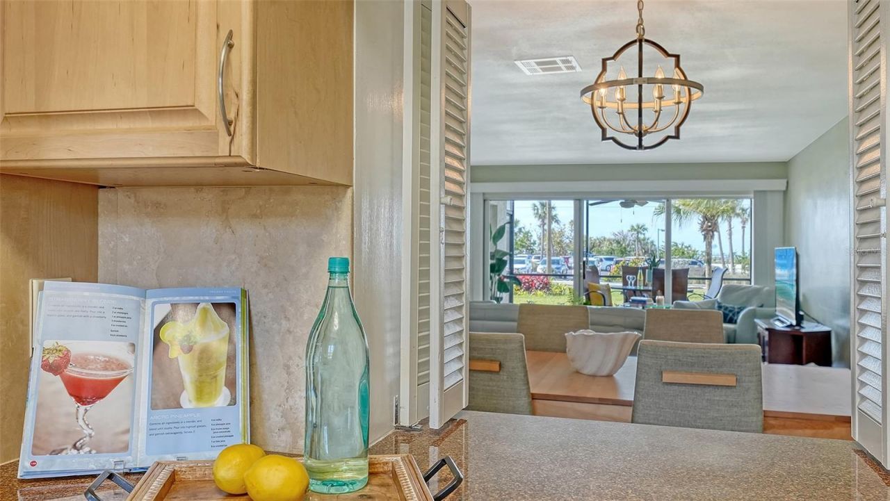 777 Beach Road, Unit 1B, Sarasota, FL 34242 Photo