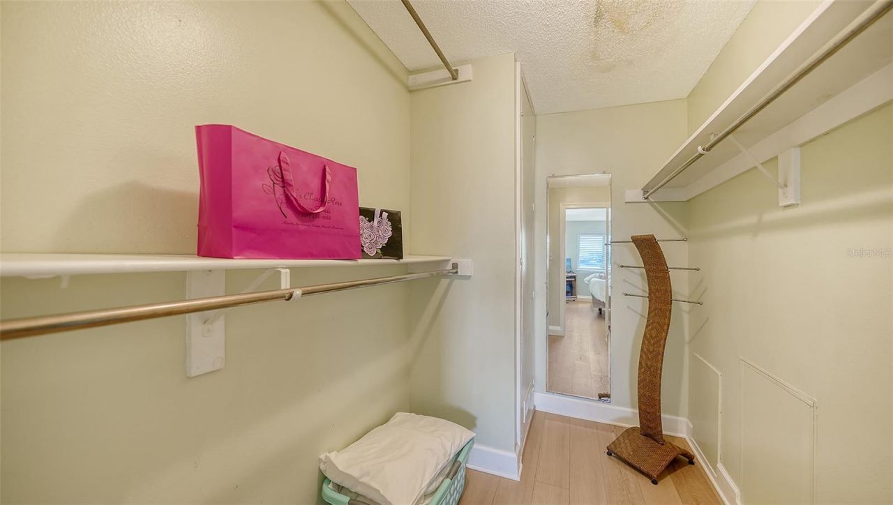 777 Beach Road, Unit 1B, Sarasota, FL 34242 Photo