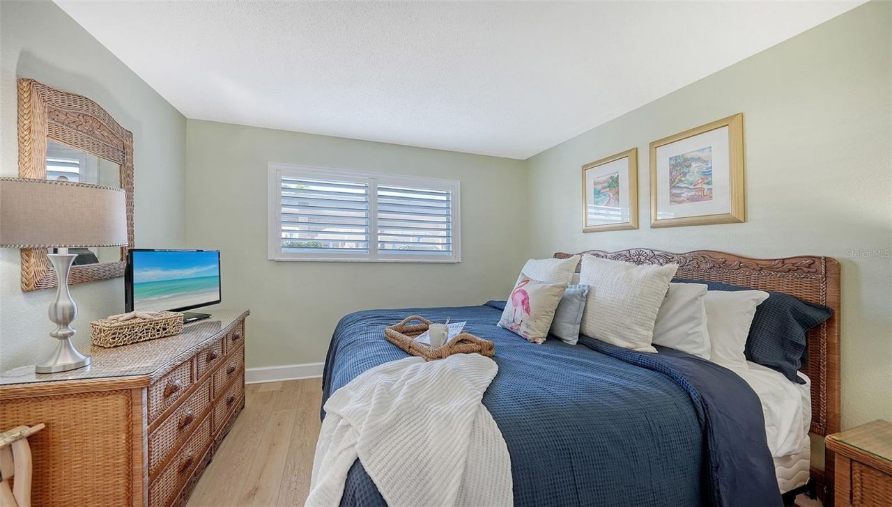 777 Beach Road, Unit 1B, Sarasota, FL 34242 Photo