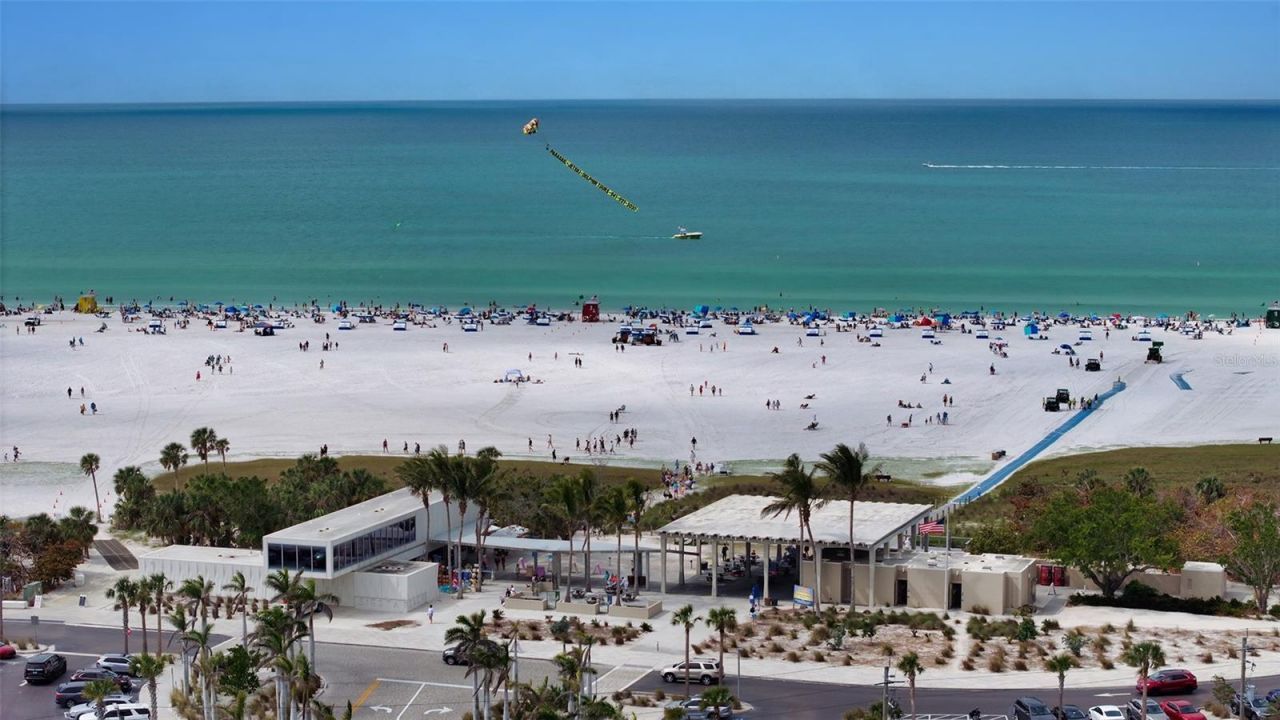 777 Beach Road, Unit 1B, Sarasota, FL 34242 Photo