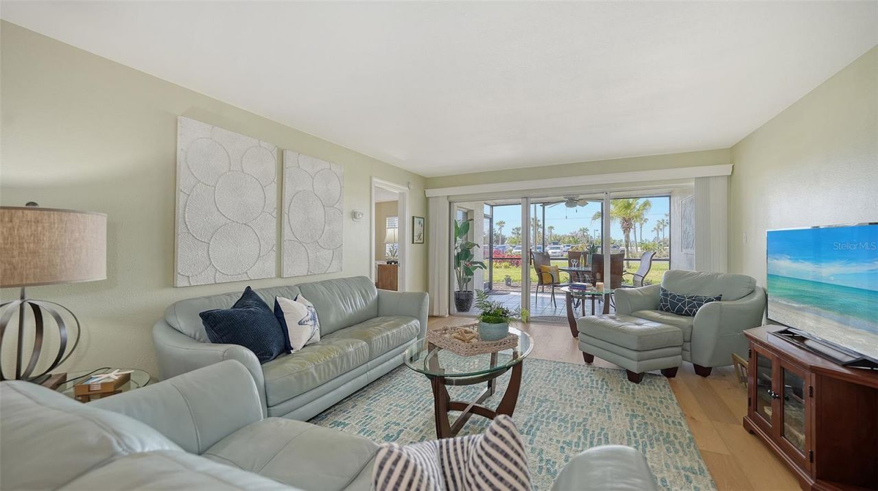 777 Beach Road, Unit 1B, Sarasota, FL 34242 Photo