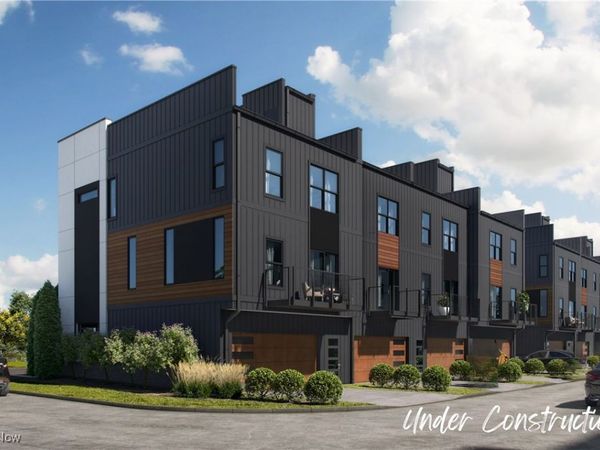 1734 Front Street, Unit 36, Cuyahoga Falls, OH 44221