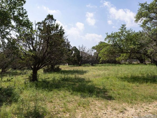 1009 Deerwood, Canyon Lake, TX 78133