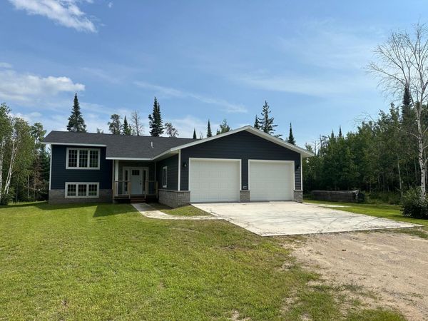 56626 Birchwood Drive, Warroad, MN 56763