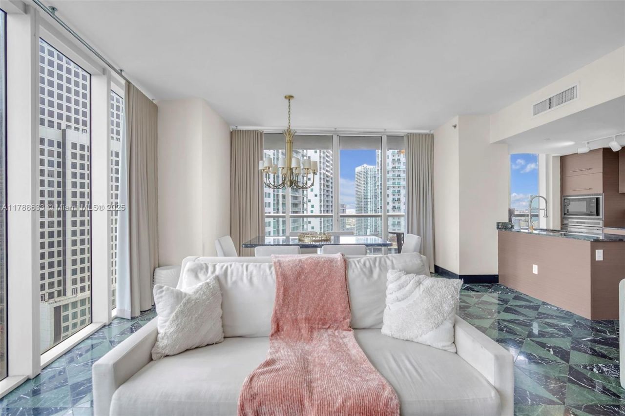485 Brickell Ave, Unit 2508, Miami, FL 33131 Photo